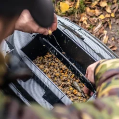 Future Carping V80 Carbon Bait Boat