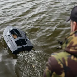 Future Carping V80 Carbon Bait Boat